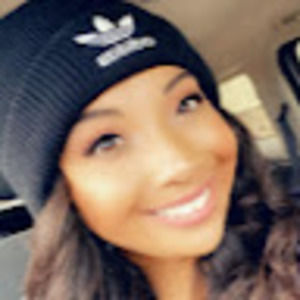 Meet your Posher, Malika